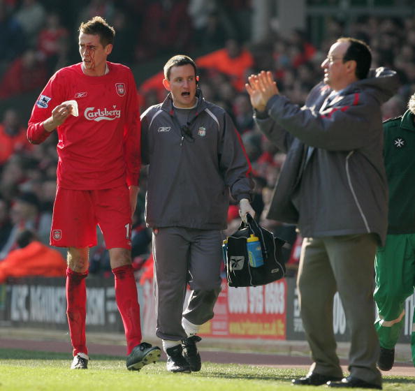 顶着防守也能进，这是神？