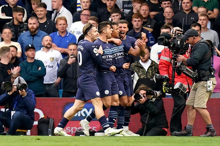 击败曼联利物浦切尔西！罗马诺：曼城即将签约塞梅尼奥，预计未来几日完成（罗马诺：曼城力压曼联、利物浦与切尔西，接近签下塞梅尼奥，预计数日内完成）