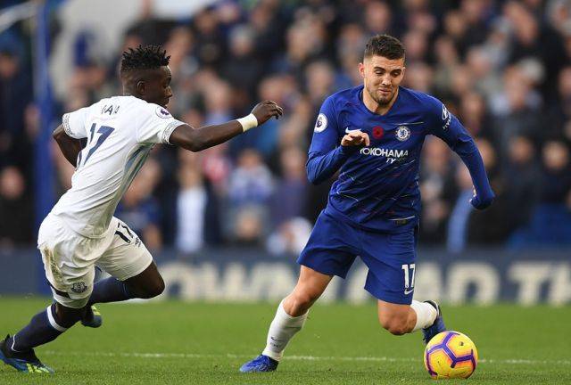 非洲杯半场：马赫雷斯破门，阿尔及利亚1-0十人苏丹（非洲杯半场战报：马赫雷斯建功，阿尔及利亚1-0领先十人苏丹）